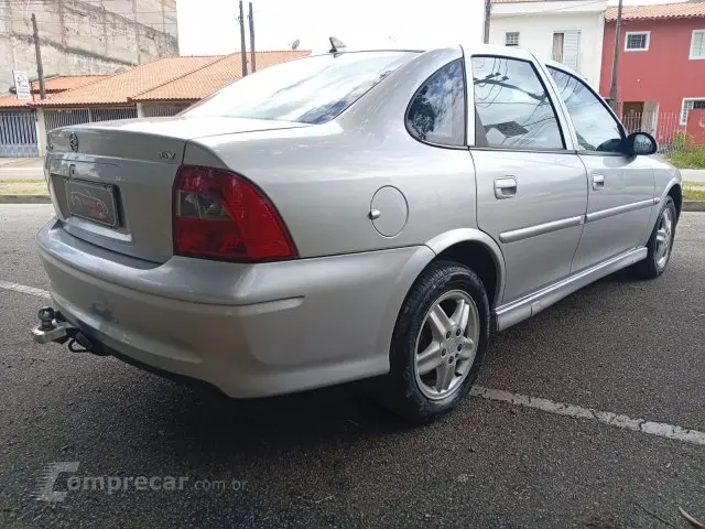 VECTRA SEDAN - 2.2 MPFI CD 16V 4P AUTOMÁTICO