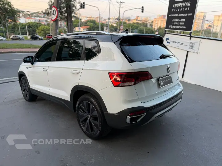 Taos 1.4 250 Tsi Total Flex Highline Automático