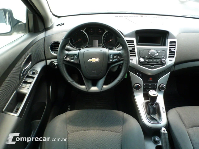 CRUZE 1.4 LT