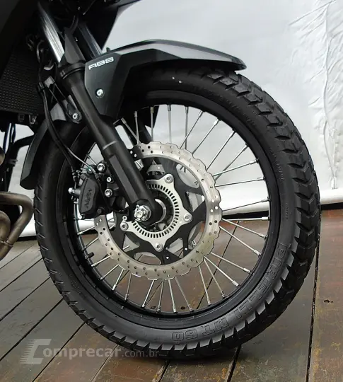 KAWASAKI VERSYS-X 300 ABS