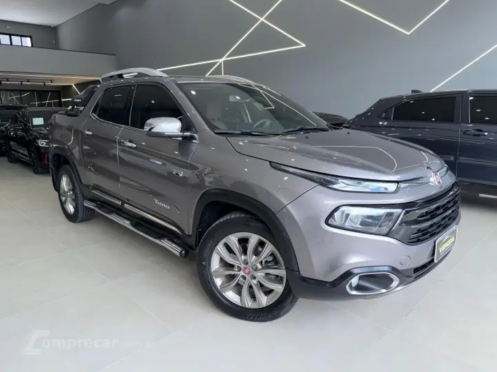 TORO 2.0 16V Turbo Ranch 4WD AT9