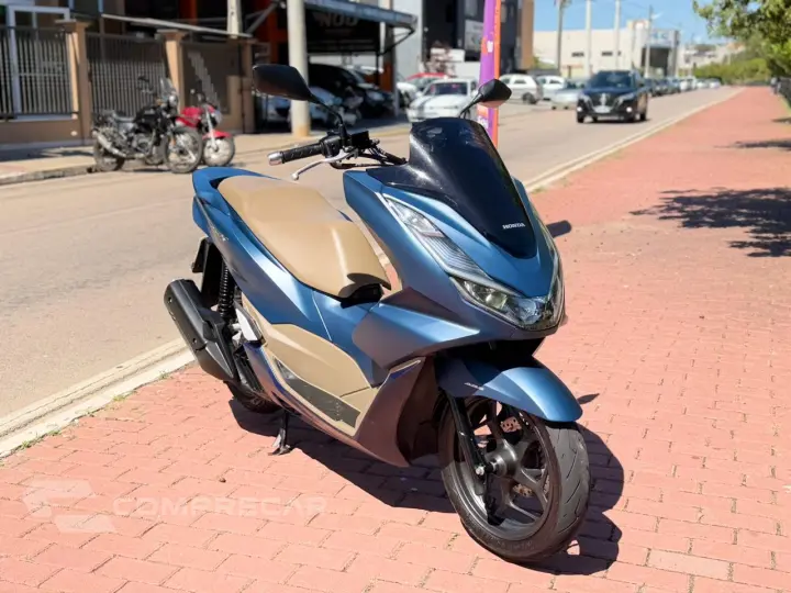 PCX 160 DLX ABS