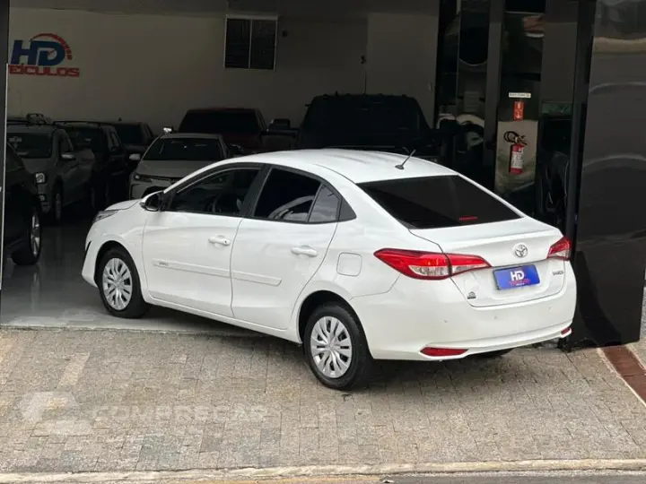 YARIS SA XL15LIVE