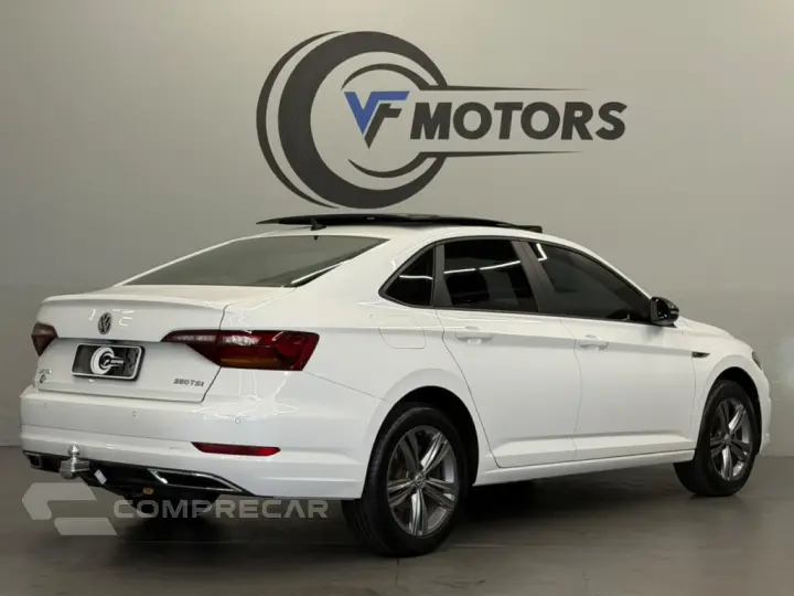 JETTA 1.4 250 TSI TOTAL FLEX R-LINE TIPTRONIC