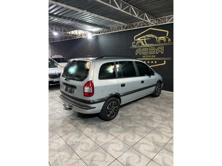 ZAFIRA 2.0 MPFI EXPRESSION 8V FLEX 4P AUTOMÁTICO