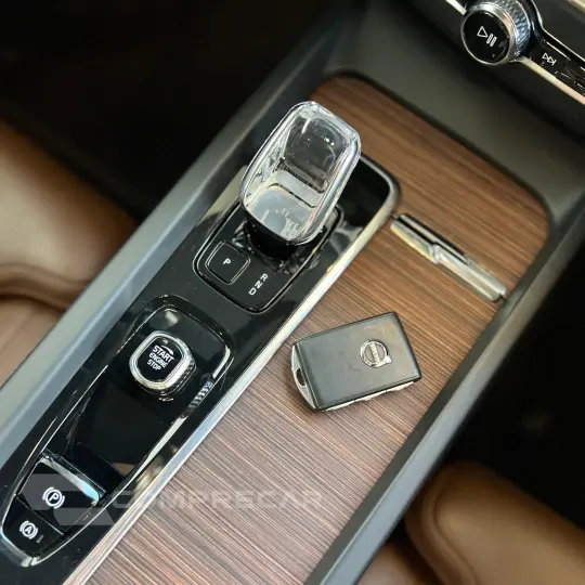 XC60 2.0 T8 Recharge Ultimate AWD Geartronic