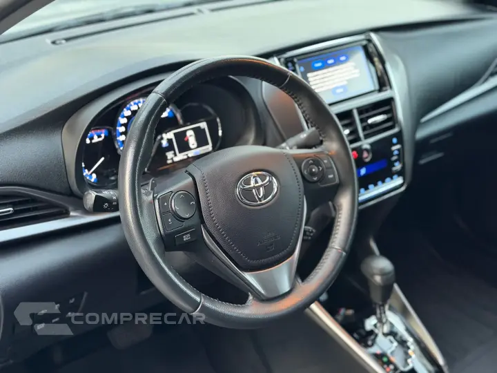 Yaris 1.5 16V Flex Sedan Xls Connect Multidrive