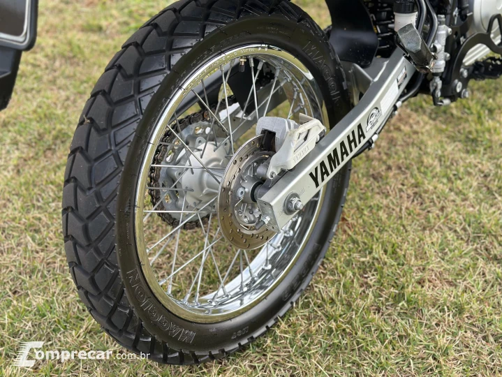 XTZ 250 TENERE