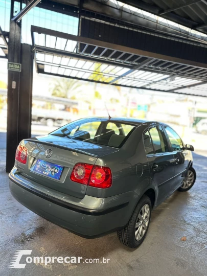 POLO SEDAN 1.6 MI 8V