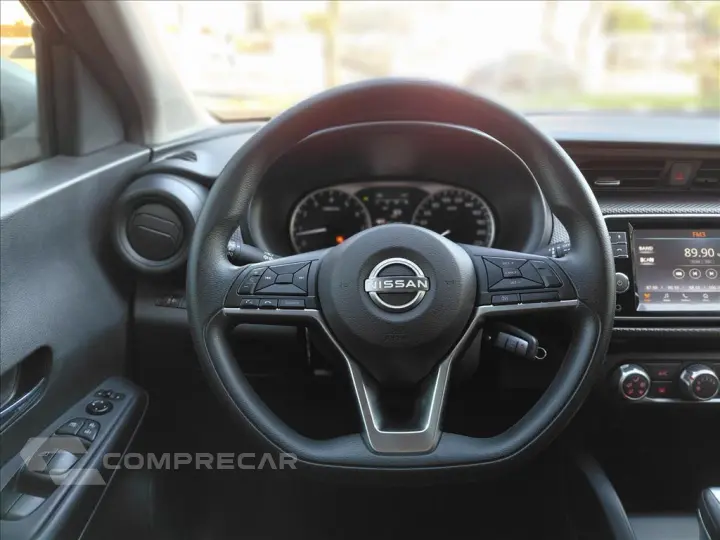 KICKS PLAY 1.6 16V FLEXSTART SENSE XTRONIC