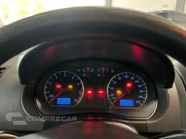 POLO 1.6 MI 8V E-FLEX 4P MANUAL