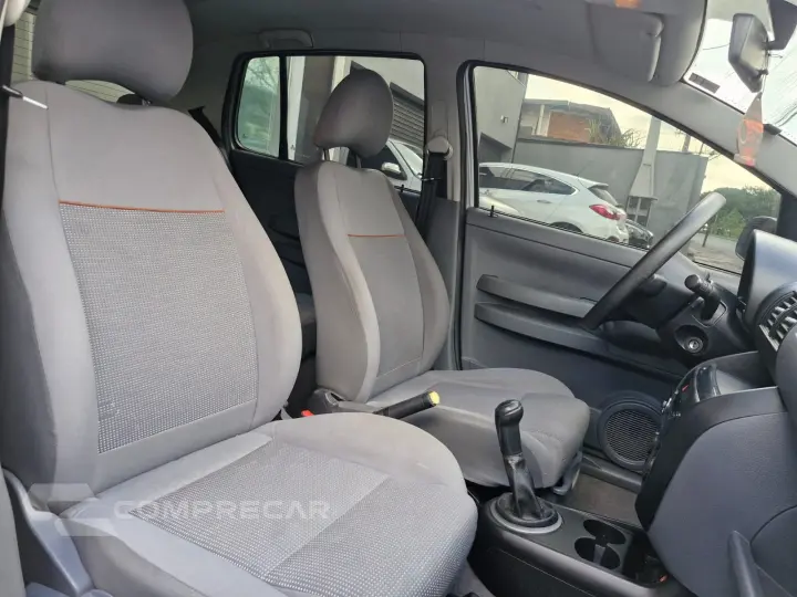 FOX 1.6 MI PLUS 8V FLEX 4P MANUAL