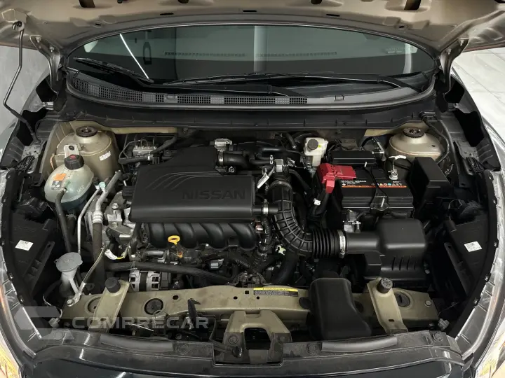 KICKS Active 1.6 16V Flex Aut.