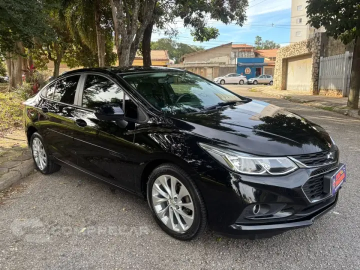 CRUZE 1.4 LT