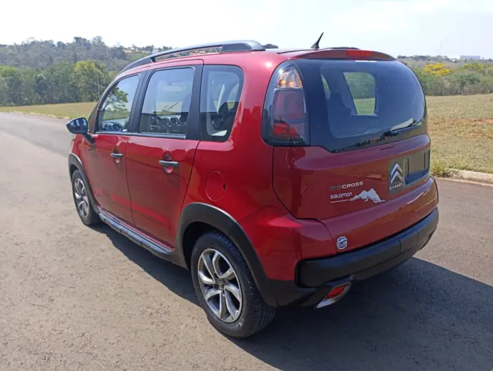 AIRCROSS 1.5 Live 8V