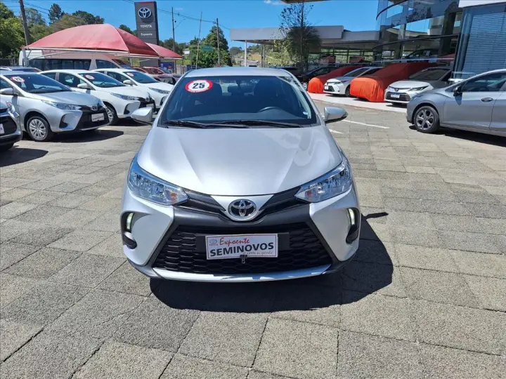 YARIS 1.5 16V FLEX SEDAN XL MULTIDRIVE