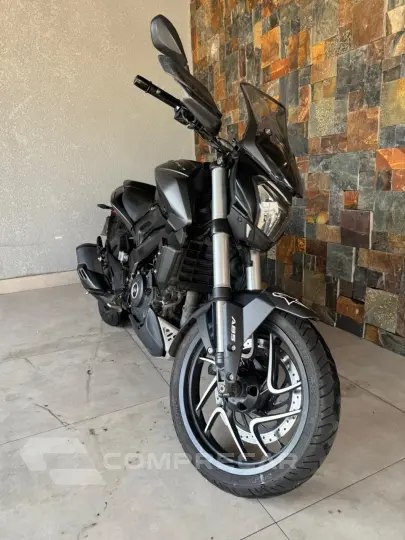 DOMINAR 400