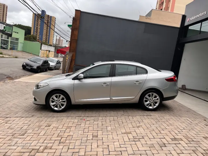 FLUENCE Sedan Privilège 2.0 16V FLEX Aut