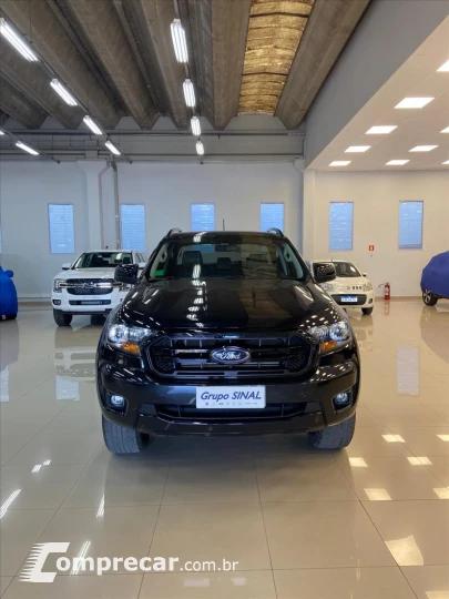 RANGER 2.2 Black 4X2 CD 16V