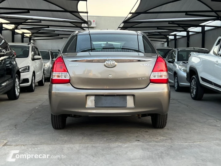 ETIOS 1.5 XS Sedan 16V