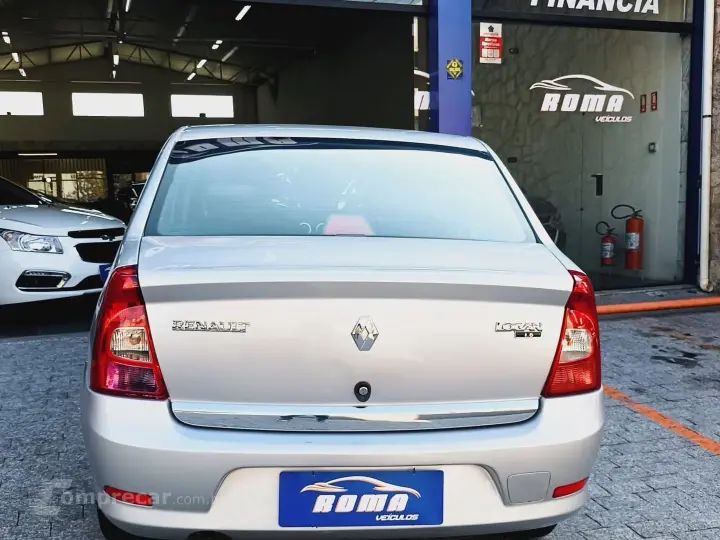 Logan 1.6 Expression 8V Flex 4P Manual