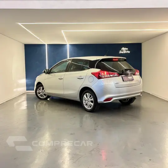 YARIS XL 1.3 Flex 16V 5p Aut.