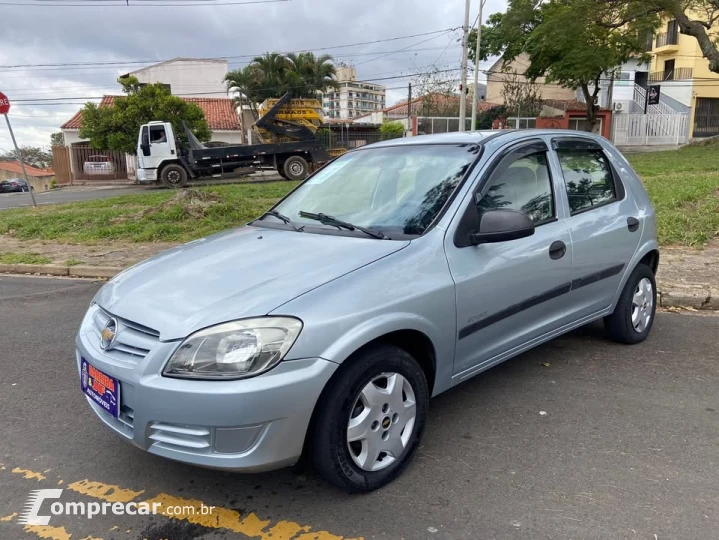 CELTA 1.0 MPFI Spirit 8V