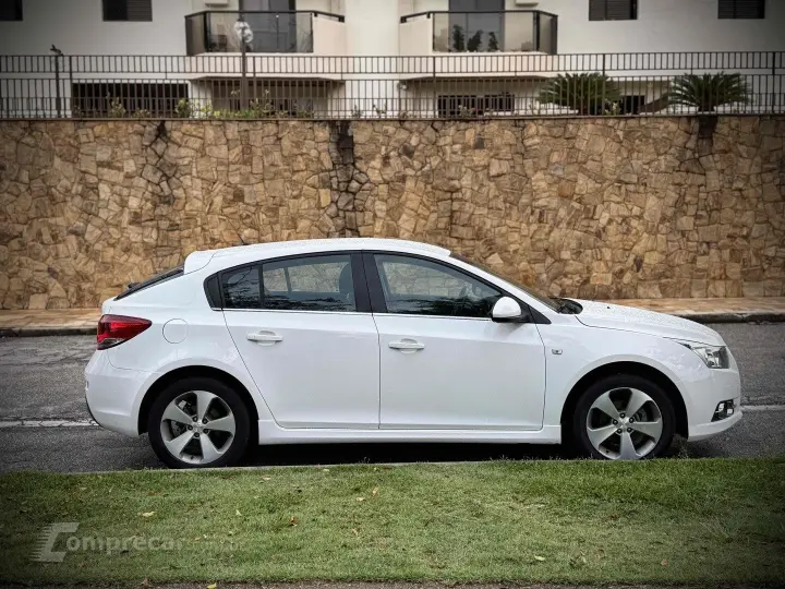 CRUZE 1.8 LT 16V FLEX 4P AUTOMÁTICO