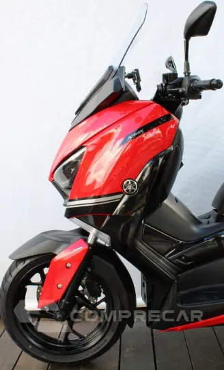 YAMAHA XMAX ABS
