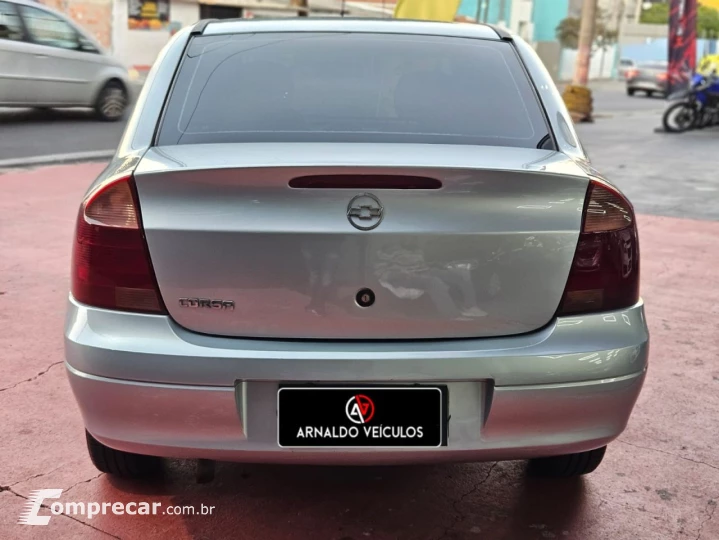 Corsa Sed. Premium 1.4 8V ECONOFLEX 4p