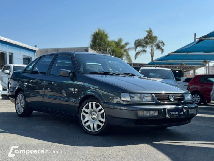 Passat 2.0 4P GL