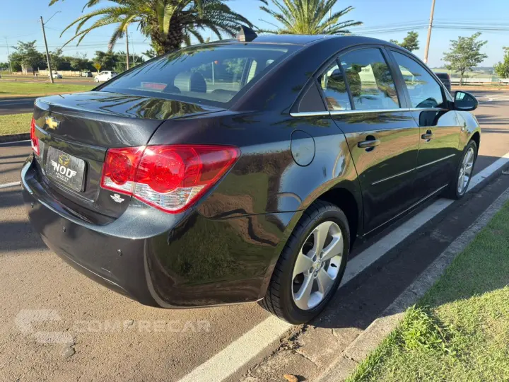 CRUZE 1.8 LT 16V