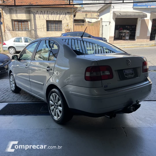 Polo Sedan 1.6 Mi Total Flex 8V 4p