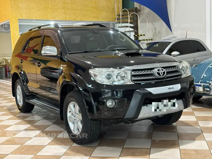 HILUX SW4 3.0 SRV 4X4 7 Lugares 16V Turbo Intercooler