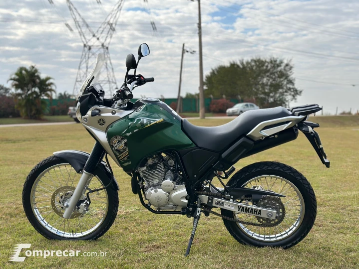 XTZ 250 TENERE