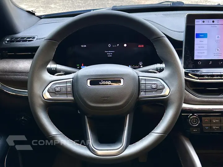 COMMANDER 1.3 T270 TURBO FLEX OVERLAND AT6