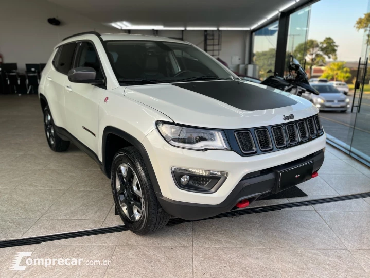 COMPASS 2.0 16V DIESEL TRAILHAWK 4X4 AUTOMÁTICO
