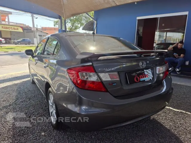 CIVIC - 1.8 EXS 16V 4P AUTOMÁTICO