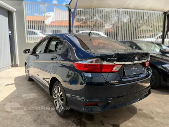 CITY Sedan LX 1.5 Flex 16V 4p Aut.