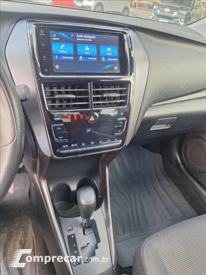 YARIS 1.5 16V FLEX SEDAN XL LIVE MULTIDRIVE