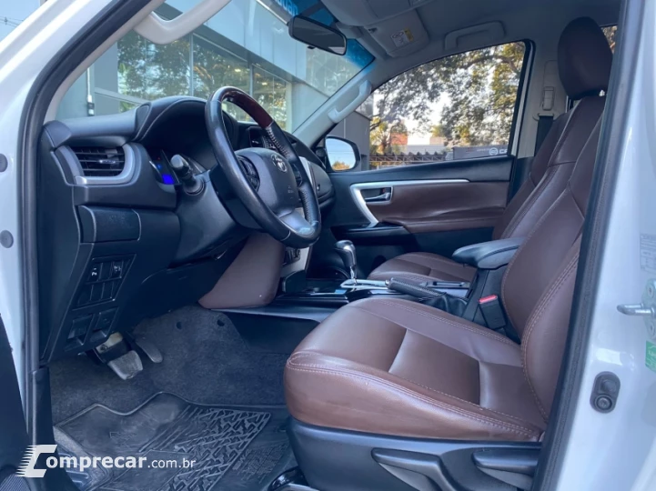 HILUX SW4 2.7 SR 4X2 16V
