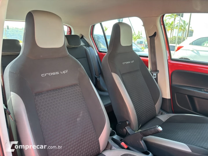 CROSS UP 1.0 TSI 12V