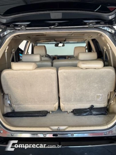 Hilux SW4 SRV D4-D 4x4 3.0 TDI Dies. Aut