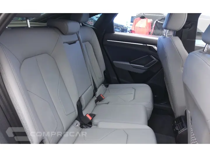 Q3 2.0 40  TFSI GASOLINA SPORTBACK PERFORMANCE BLACK PLUS QU