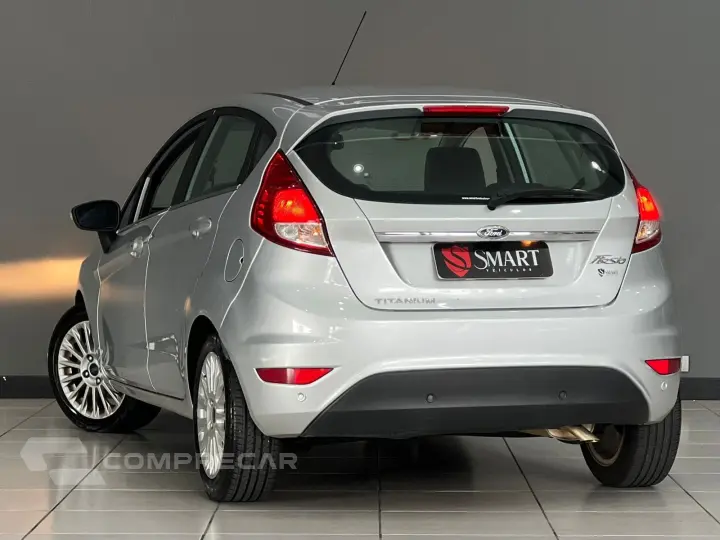 FIESTA 1.6 TITANIUM HATCH 16V FLEX 4P POWERSHIFT