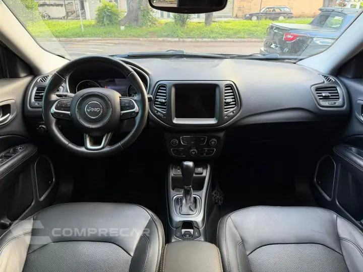 Compass 2.0 16V Flex Longitude Automático