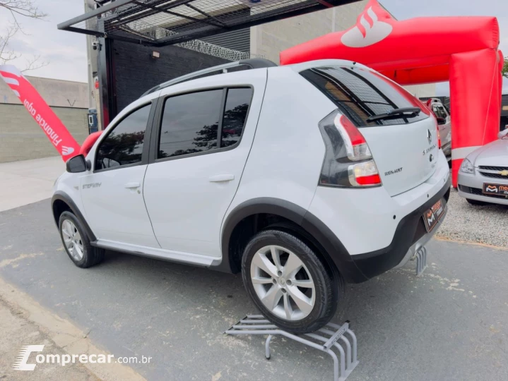 SANDERO 1.6 16V SCE Stepway