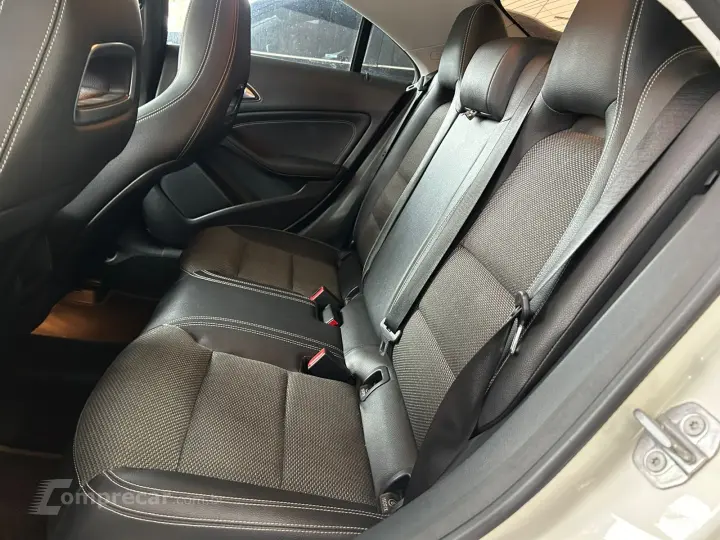 CLA-180 1.6 16V 122cv Aut.