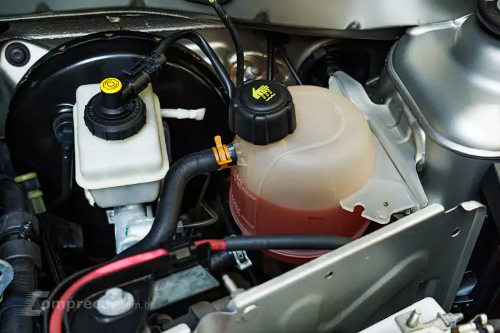 LOGAN 1.6 Expression 8V