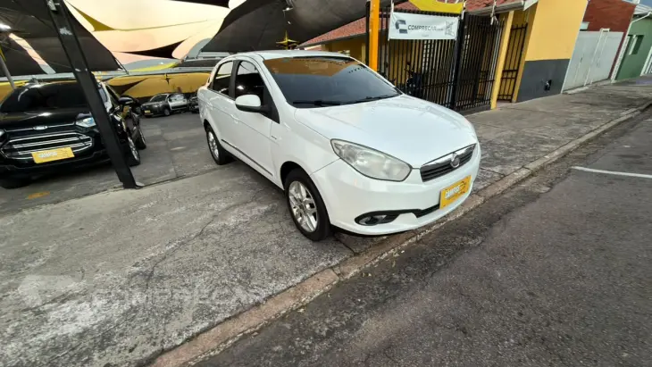 GRAND SIENA 1.6 MPI Essence 16V